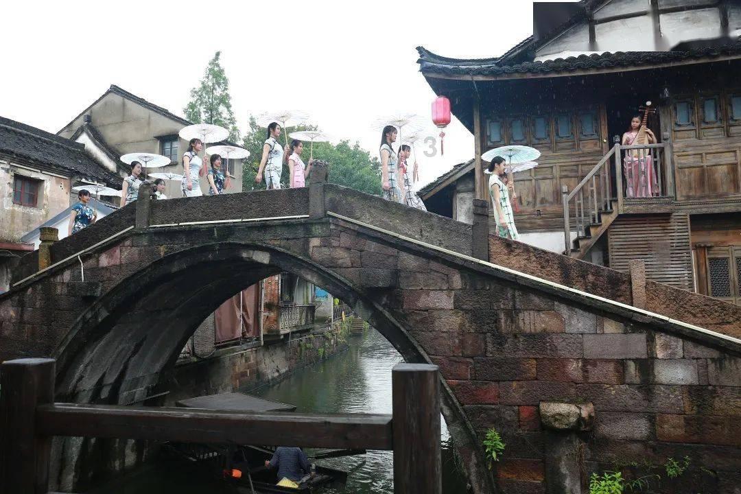 古墓丽影9